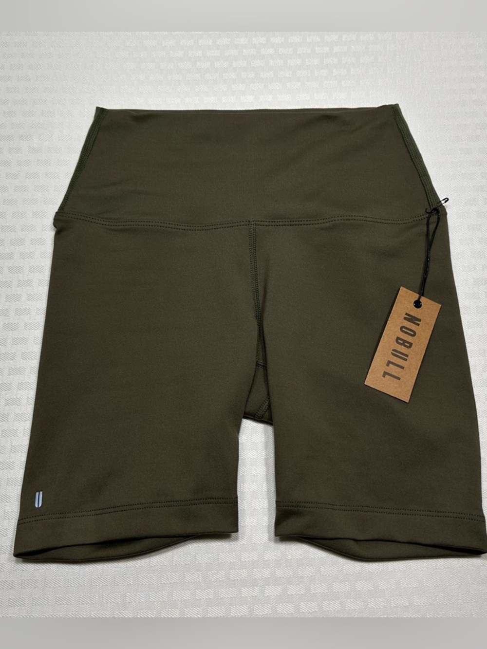 NWT! Nobull Women's Size XS Green High Waisted 6" Inseam Biker Athletic Shorts
